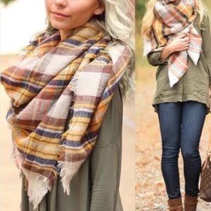 🎉SALE🎉 Plaid blanket scarf