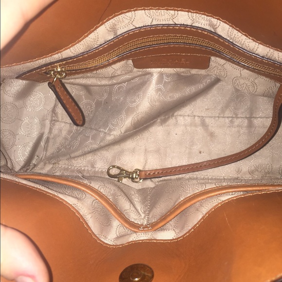 Michael kors bag - Picture 2 of 2