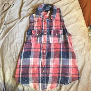 Sleevless flannel (could be worn tied as cropped)