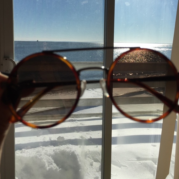 Victory Optical Designer Sunglasses Aviators - Picture 4 of 4