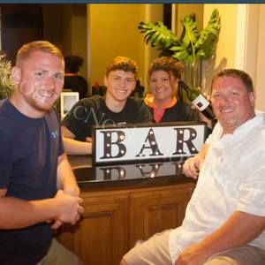 Meet your Posher, Dana