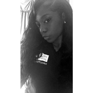 Meet your posher!❤️