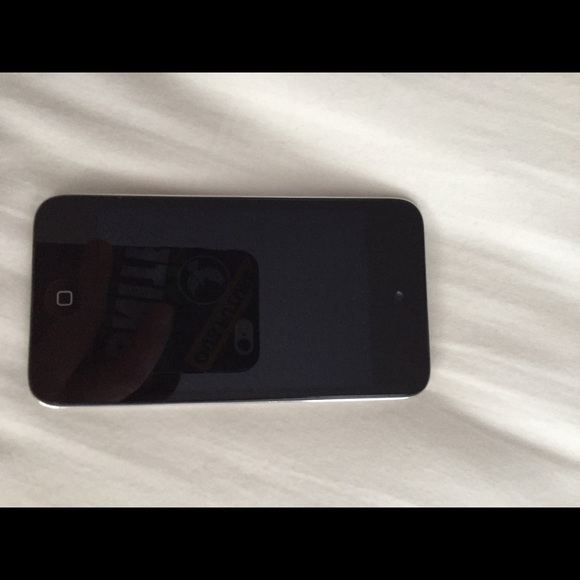 iPod touch good condition works great