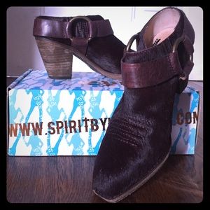 Super chic Spirit by Lucchese harness bootie.