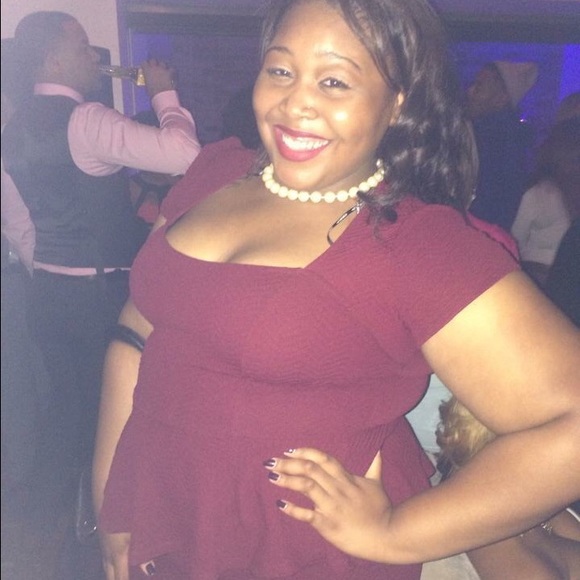 Meet your Posher, Jeri - Picture 3 of 4