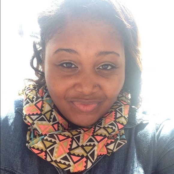 Meet your Posher, Jeri - Picture 4 of 4