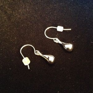 Lia Sophia Drop Earrings