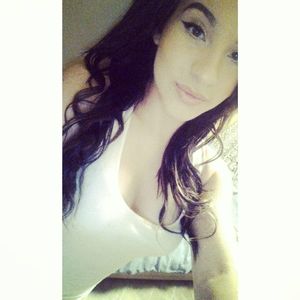 Meet your Posher, Celina