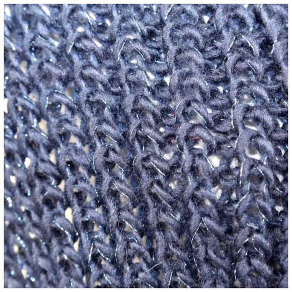 B118 Chunky Navy Blue Metallic Infinity Scarf - Picture 4 of 4