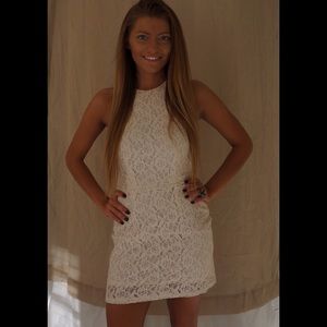 Lace bodycon  with back cutout