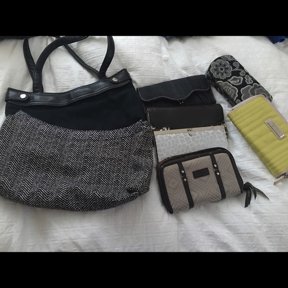****REDUCED*** 31 skirt purse and wallets!