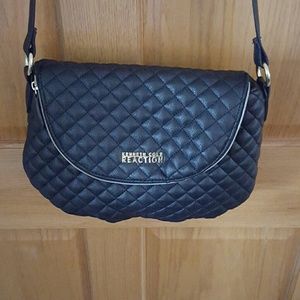 Kenneth cole reaction cross body purse