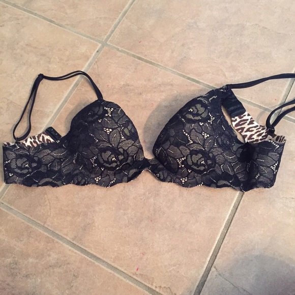 Victoria Secret Very Sexy push up bra