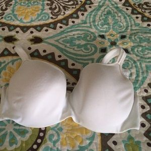 Lane Bryant white bra. Size 38DDD
