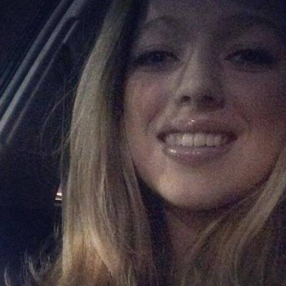 Meet your Posher, Kaitlyn