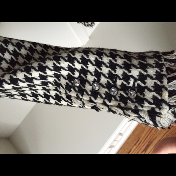 Houndstooth Jacket - Picture 2 of 4