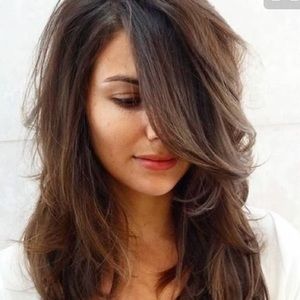 Meet your Posher, Manuela