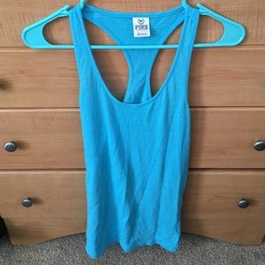 Blue VS Pink tank