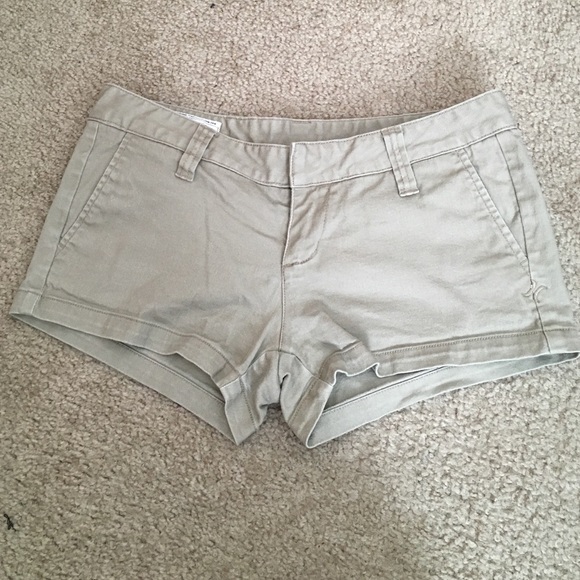 Hurley khaki shorts