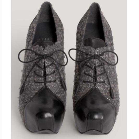 Stuart Weitzman Shoes - 💕Stuart Weitzman Booties🛍Host Pick3/5 🛍