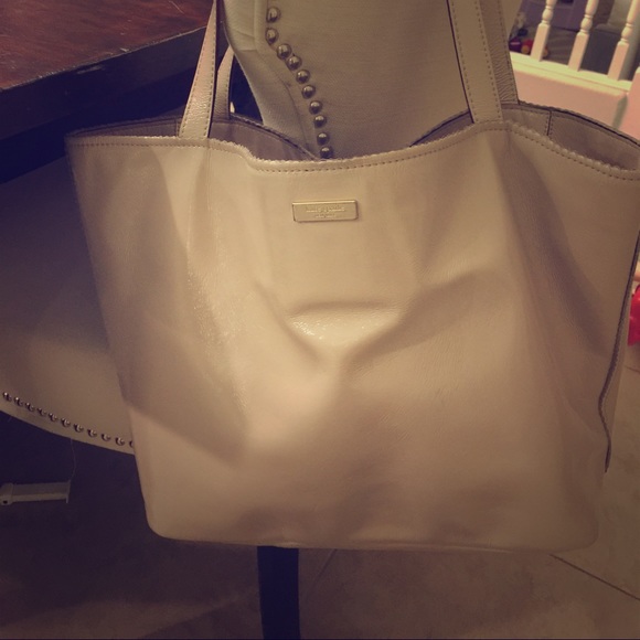 Large Kate Spade shoulder bag!