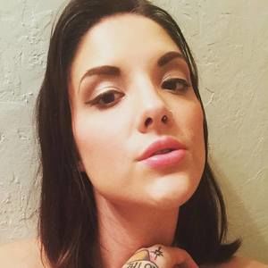 Meet your Posher, Ruthi