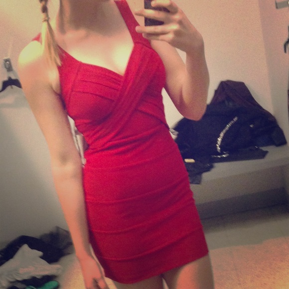 Beautiful Red Cocktail Dress
