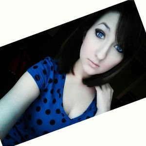 Meet your Posher, Kendra