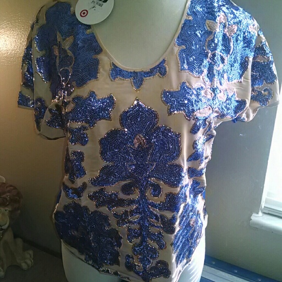 Beautiful Neiman Marcus for Target sequin top!