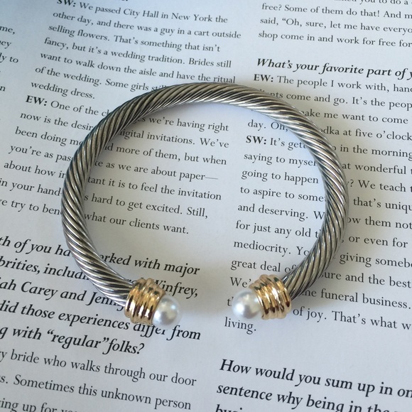 Jewelry - 💖HOST PICK 💖cable bracelet