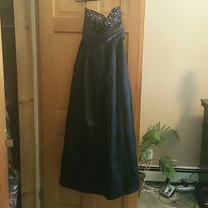 Long, elegant black dress