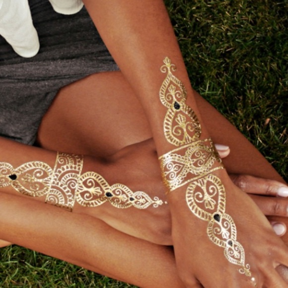 🆕 Metallic Temporary Tattoos - Picture 2 of 4