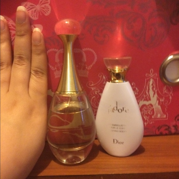Diorperfume and body milk