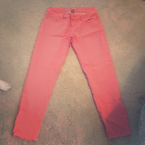Ankle pants