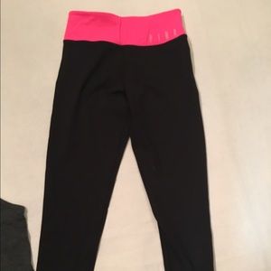 VS ultimate yoga legging