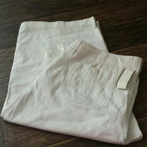 **Make Offer** Cato NWOT Capris