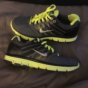 NIKE LUNARGLIDE 2