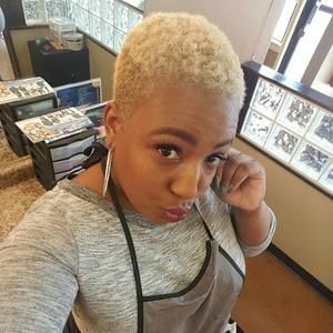 Meet your Posher, Robin