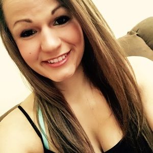 Meet your Posher, Sabra