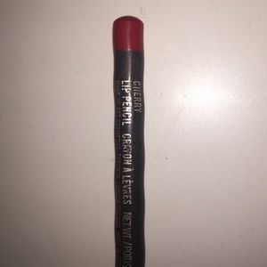 Mac cosmetic lip liner in color cherry