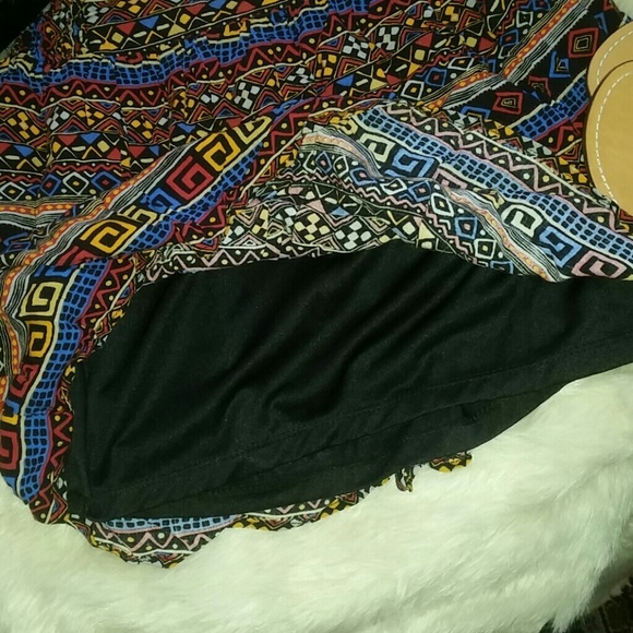 TRIBAL PRINT LINED SKIRT - Picture 2 of 4