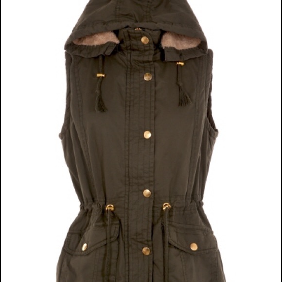 🎉SALE🎉Olive fur lined vest