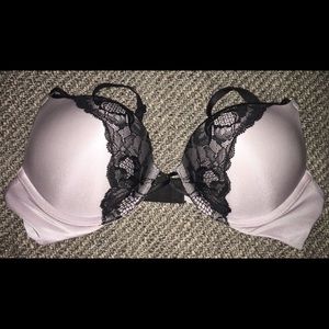 Victoria's Secret Bombshell Plunge Add-2Cups, 36A.