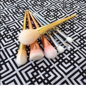 ❤️Shine Metallic Brushes (7pcs) Set❤️