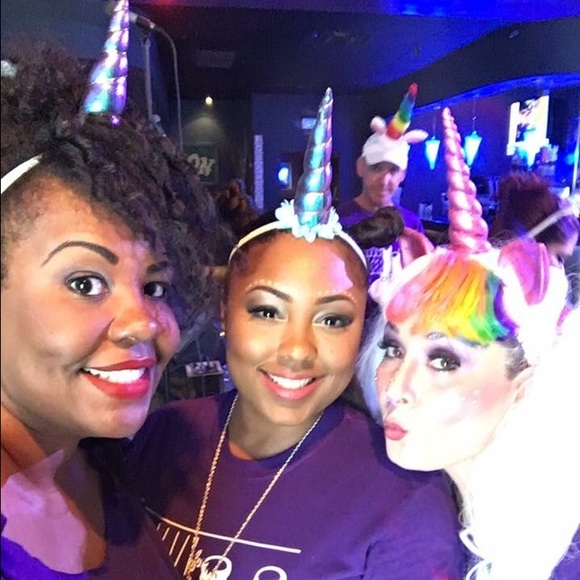 Meet your Posher, Angelique - Picture 4 of 8