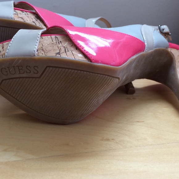 The perfect color pop sling-back heel - Picture 3 of 3