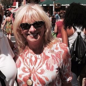 Meet your Posher, Bernadette