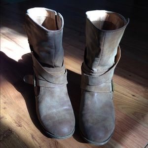 Madden girl boots