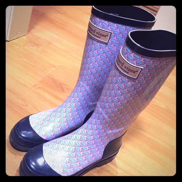 Brand new vineyard vines rain boots