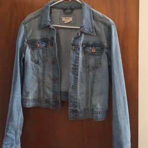 Petite Distressed denim jacket ! ( H&M kids )